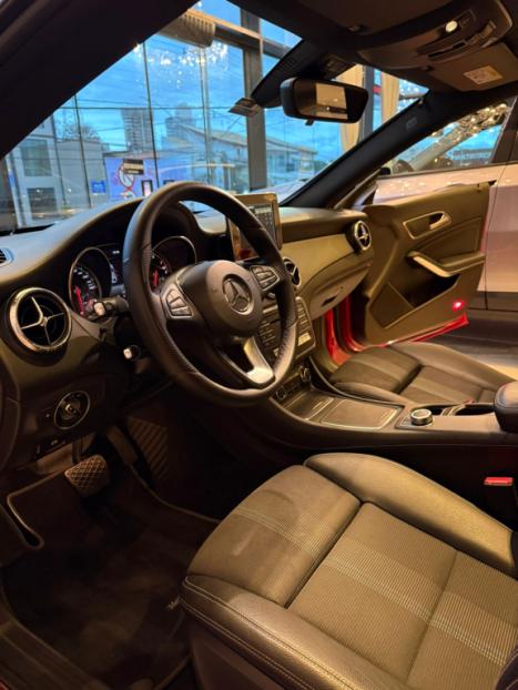 MERCEDES-BENZ CLA 200 1.6 4P FIRST EDITION TURBO AUTOMATIZADO, Foto 10