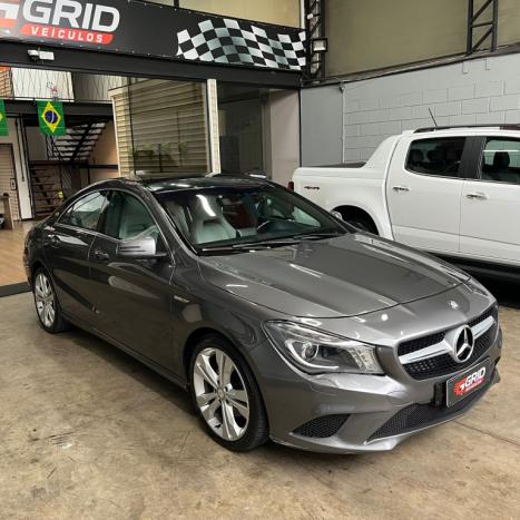 MERCEDES-BENZ CLA 200 1.6 4P FIRST EDITION TURBO AUTOMATIZADO, Foto 2