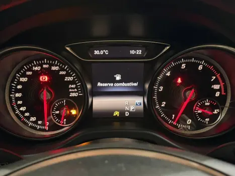 MERCEDES-BENZ GLA 200 , Foto 17