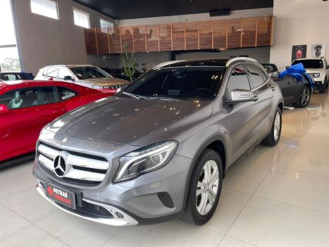 MERCEDES-BENZ GLA 200 1.6 16V 4P FLEX CGI ENDURO TURBO AUTOMTICO, Foto 5