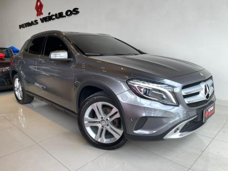 MERCEDES-BENZ GLA 200 1.6 16V 4P FLEX CGI ENDURO TURBO AUTOMTICO, Foto 7