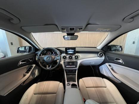 MERCEDES-BENZ GLA 200 1.6 16V 4P FLEX CGI ADVANCE TURBO AUTOMTICO, Foto 18