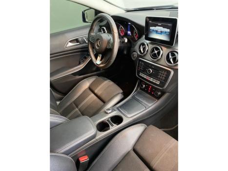 MERCEDES-BENZ GLA 200 1.6 16V 4P FLEX CGI ENDURO TURBO AUTOMTICO, Foto 9