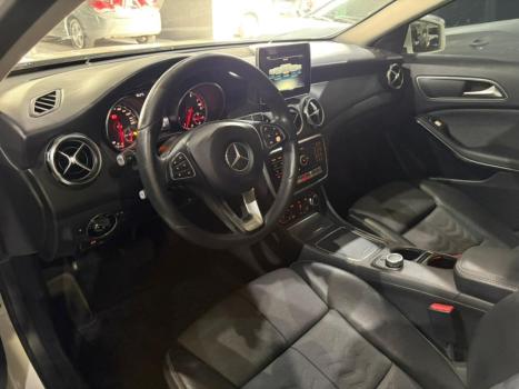MERCEDES-BENZ GLA 200 1.3 16V 4P GCI STYLE 7G-DCT AUTOM�TICO, Foto 11