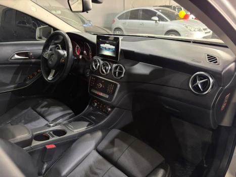 MERCEDES-BENZ GLA 200 1.3 16V 4P GCI STYLE 7G-DCT AUTOM�TICO, Foto 8