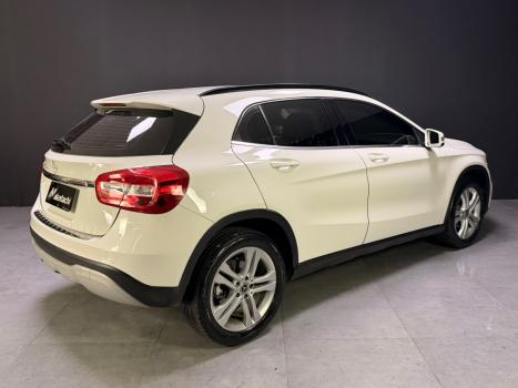 MERCEDES-BENZ GLA 200 1.3 16V 4P GCI STYLE 7G-DCT AUTOM�TICO, Foto 3