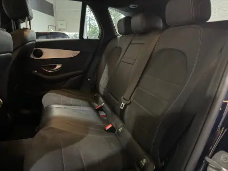 MERCEDES-BENZ GLC 250 2.0 16V 4P CGI 4MATIC SPORT 9G-TRONIC AUTOMÁTICO, Foto 17