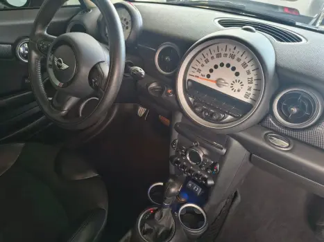 MINI Cooper 1.6 16V S TURBO, Foto 12