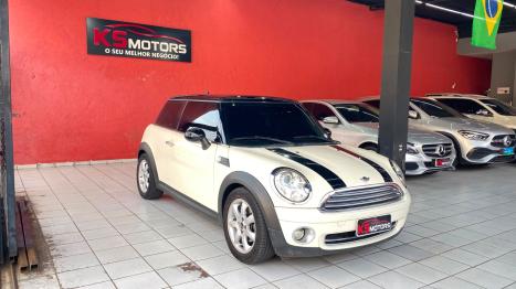 MINI Cooper 1.6 16V, Foto 2