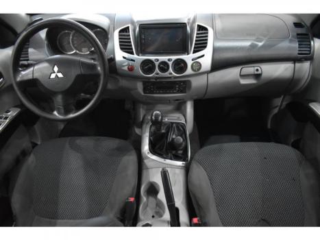 MITSUBISHI L 200 Triton 3.2 16V GL 4X4 CABINE DUPLA TURBO DIESEL INTERCOOLER, Foto 5