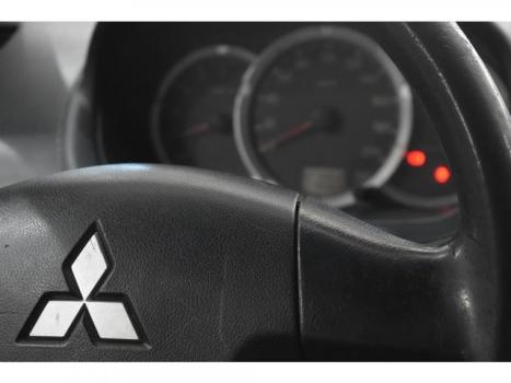 MITSUBISHI L 200 Triton 3.2 16V GL 4X4 CABINE DUPLA TURBO DIESEL INTERCOOLER, Foto 13