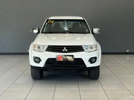 MITSUBISHI L 200 Triton , Foto 2