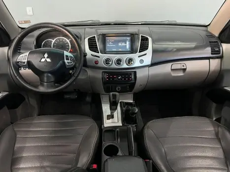MITSUBISHI L 200 Triton , Foto 4