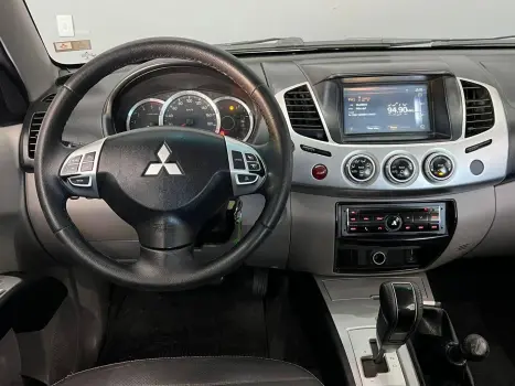 MITSUBISHI L 200 Triton , Foto 5