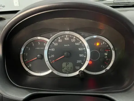 MITSUBISHI L 200 Triton , Foto 6