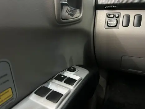 MITSUBISHI L 200 Triton , Foto 7