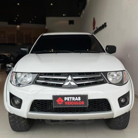 MITSUBISHI L 200 Triton 2.4 16V FLEX HLS CABINE DUPLA, Foto 4