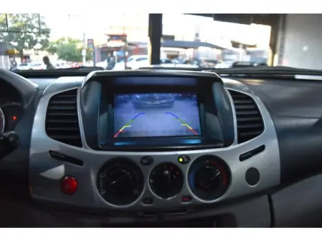 MITSUBISHI L 200 Triton 2.4 16V FLEX GL CABINE DUPLA, Foto 10