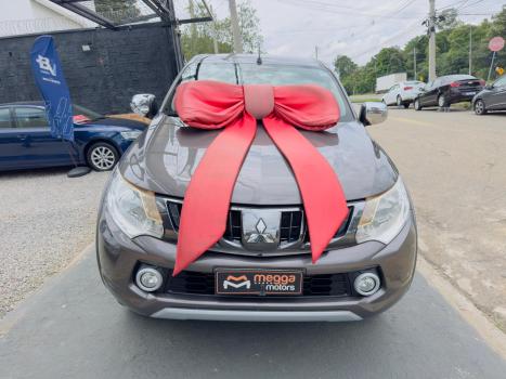 MITSUBISHI L 200 Triton 2.4 16V SPORT HPE 4X4 CABINE DUPLA TURBO DIESEL AUTOM�TICO, Foto 3