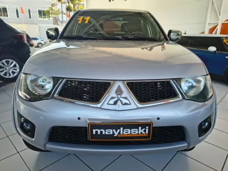 MITSUBISHI L 200 Triton 3.5 V6 24V 4X4 CABINE DUPLA, Foto 2