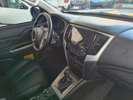 MITSUBISHI L 200 Triton 2.4 16V SPORT HPE 4X4 CABINE DUPLA TURBO DIESEL AUTOM�TICO, Foto 11