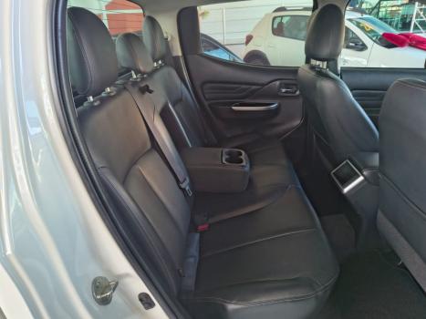 MITSUBISHI L 200 Triton 2.4 16V SPORT HPE 4X4 CABINE DUPLA TURBO DIESEL AUTOM�TICO, Foto 13