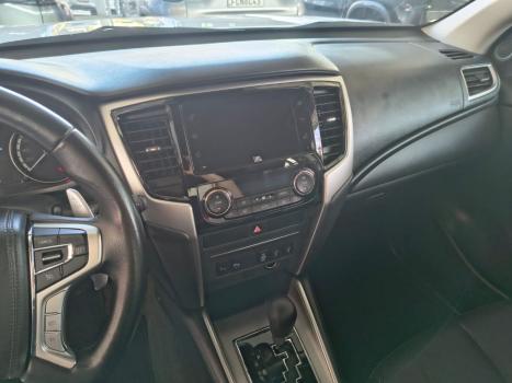 MITSUBISHI L 200 Triton 2.4 16V SPORT HPE 4X4 CABINE DUPLA TURBO DIESEL AUTOM�TICO, Foto 23