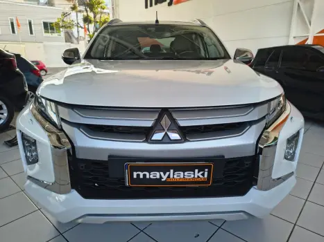 MITSUBISHI L 200 Triton 2.4 16V OUTDOOR HPE-S 4X4 CABINE DUPLA TURBO DIESEL AUTOM�TICO, Foto 8