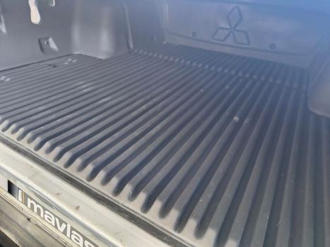 MITSUBISHI L 200 Triton 3.5 V6 24V 4X4 CABINE DUPLA, Foto 9
