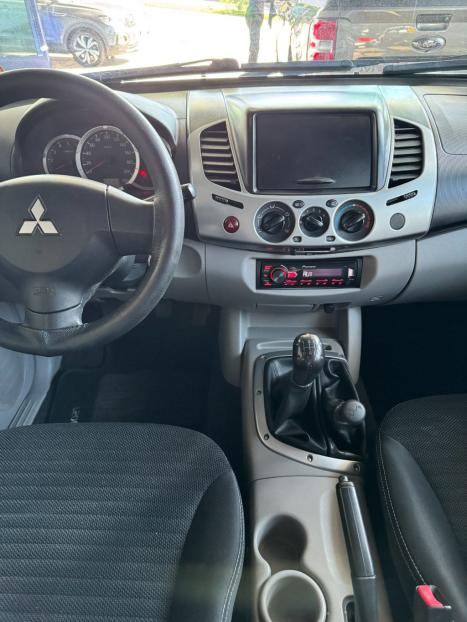 MITSUBISHI L 200 Triton 3.2 16V GLS 4X4 CABINE DUPLA TURBO DIESEL INTERCOOLER, Foto 7