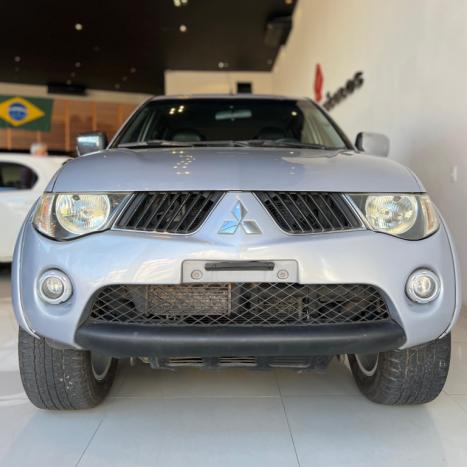MITSUBISHI L 200 Triton 3.2 16V GL 4X4 CABINE DUPLA TURBO DIESEL INTERCOOLER, Foto 2