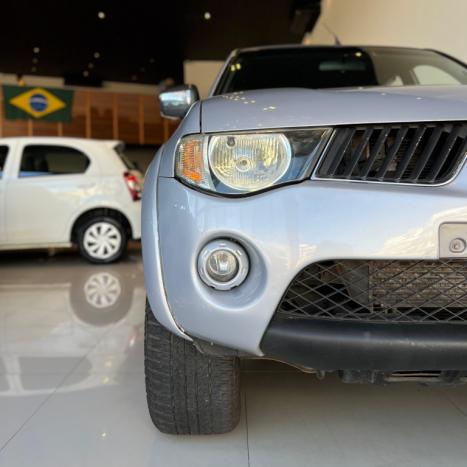 MITSUBISHI L 200 Triton 3.2 16V GL 4X4 CABINE DUPLA TURBO DIESEL INTERCOOLER, Foto 4