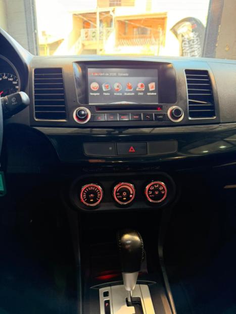 MITSUBISHI Lancer 2.0 16V 4P, Foto 2