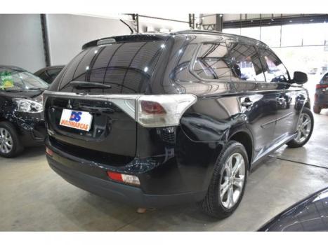 MITSUBISHI Outlander 2.0 16V 4P AUTOMTICO, Foto 3