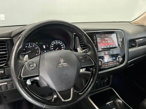 MITSUBISHI Outlander 2.0 16V 4P AUTOM�TICO, Foto 6