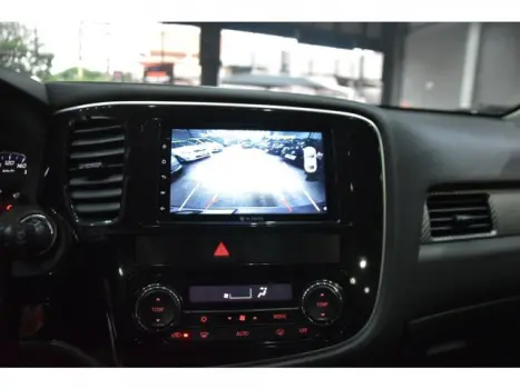 MITSUBISHI Outlander 3.0 V6 24V 4P GT 4X4 AUTOM�TICO, Foto 15