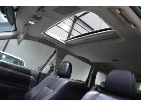 MITSUBISHI Outlander 3.0 V6 24V 4P GT 4X4 AUTOM�TICO, Foto 26