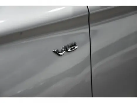 MITSUBISHI Outlander 3.0 V6 24V 4P GT 4X4 AUTOM�TICO, Foto 29