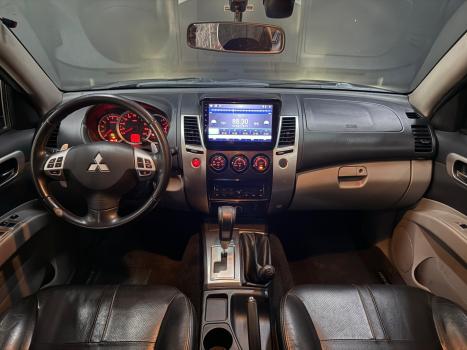 MITSUBISHI Pajero 3.2 16V 4P 4X4 HPE TURBO DIESEL INTERCOOLER AUTOM�TICO, Foto 4