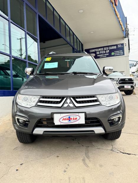 MITSUBISHI Pajero 3.2 16V 4P 4X4 7 LUGARES HPE TURBO DIESEL INTERCOOLER AUTOM�TICO, Foto 6