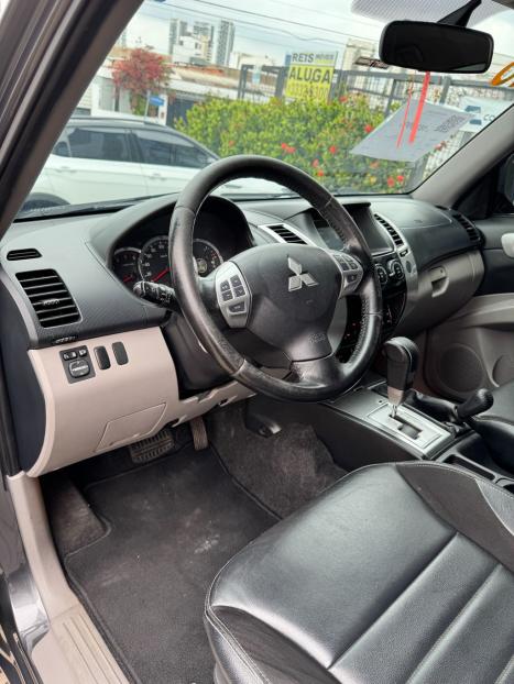 MITSUBISHI Pajero 3.2 16V 4P 4X4 7 LUGARES HPE TURBO DIESEL INTERCOOLER AUTOM�TICO, Foto 7