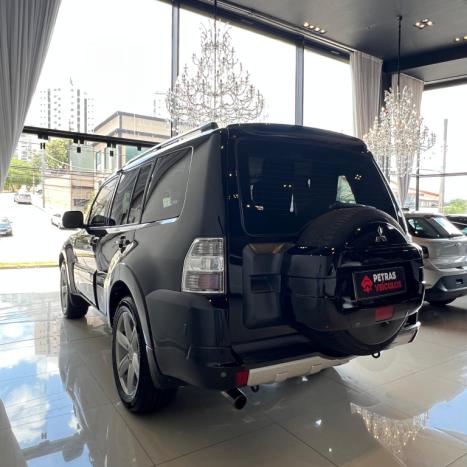 MITSUBISHI Pajero Full 3.8 V6 24V 4P HPE 4X4 AUTOMTICO, Foto 5