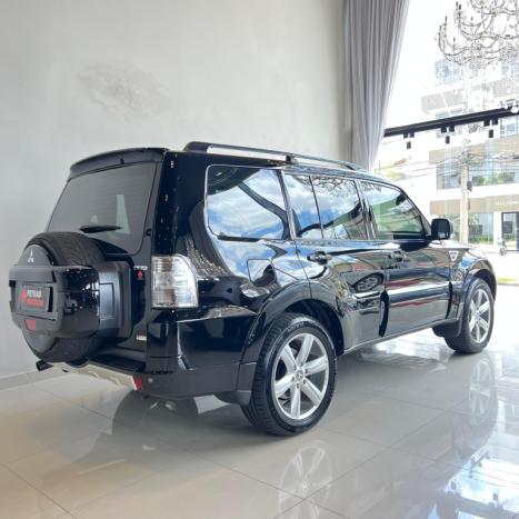 MITSUBISHI Pajero Full 3.8 V6 24V 4P HPE 4X4 AUTOMTICO, Foto 7