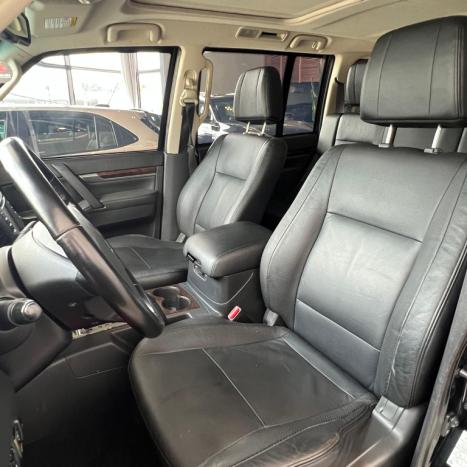 MITSUBISHI Pajero Full 3.8 V6 24V 4P HPE 4X4 AUTOMTICO, Foto 8