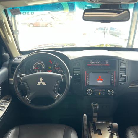 MITSUBISHI Pajero Full 3.8 V6 24V 4P HPE 4X4 AUTOMTICO, Foto 13