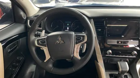 MITSUBISHI Pajero Sport 2.4 16V 4P MIVEC HPE-S AWD TURBO DIESEL AUTOM�TICO, Foto 14