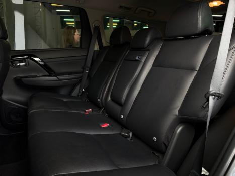 MITSUBISHI Pajero Sport 2.4 16V 4P MIVEC TURBO DIESEL LEGEND AWD AUTOMÁTICO, Foto 21