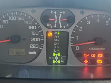 MITSUBISHI Pajero TR4 2.0 16V 4P 4X4, Foto 10