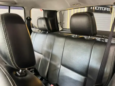 MITSUBISHI Pajero TR4 2.0 16V 4P, Foto 10