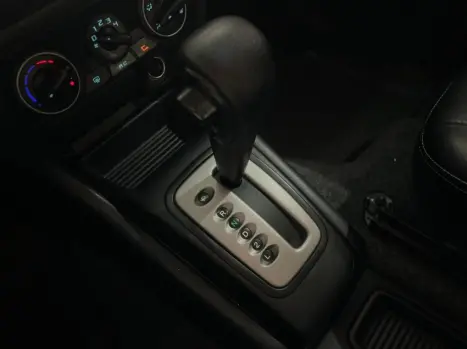 MITSUBISHI Pajero TR4 2.0 16V 4P, Foto 19